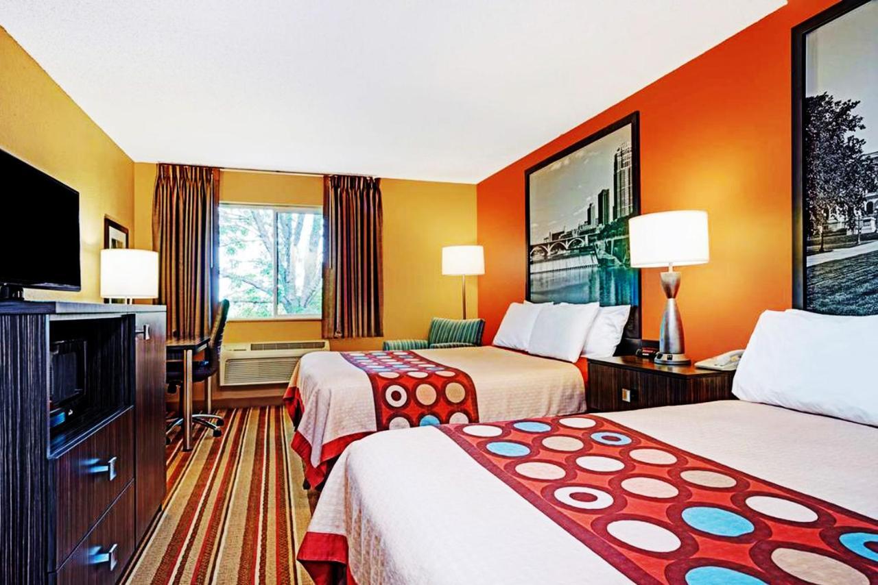 Blaine Town Inn & Suites Екстериор снимка