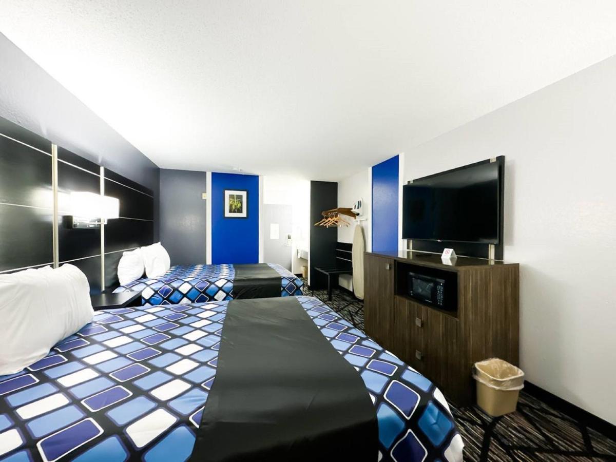 Blaine Town Inn & Suites Екстериор снимка