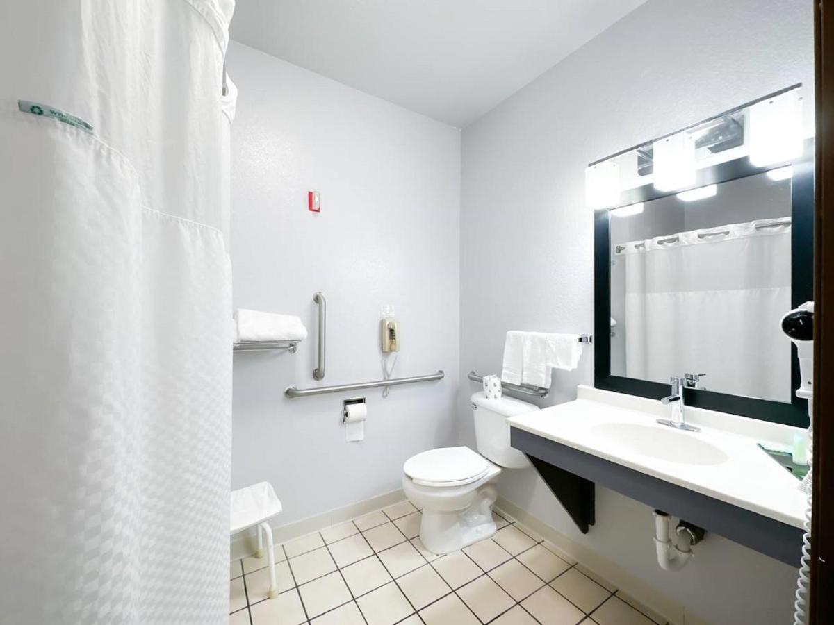 Blaine Town Inn & Suites Екстериор снимка
