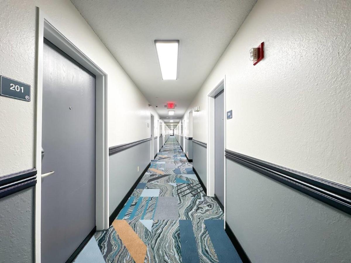 Blaine Town Inn & Suites Екстериор снимка