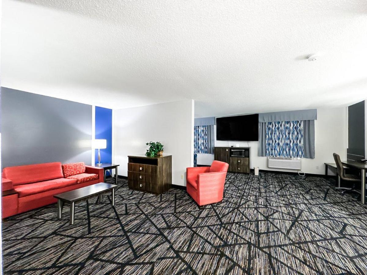 Blaine Town Inn & Suites Екстериор снимка